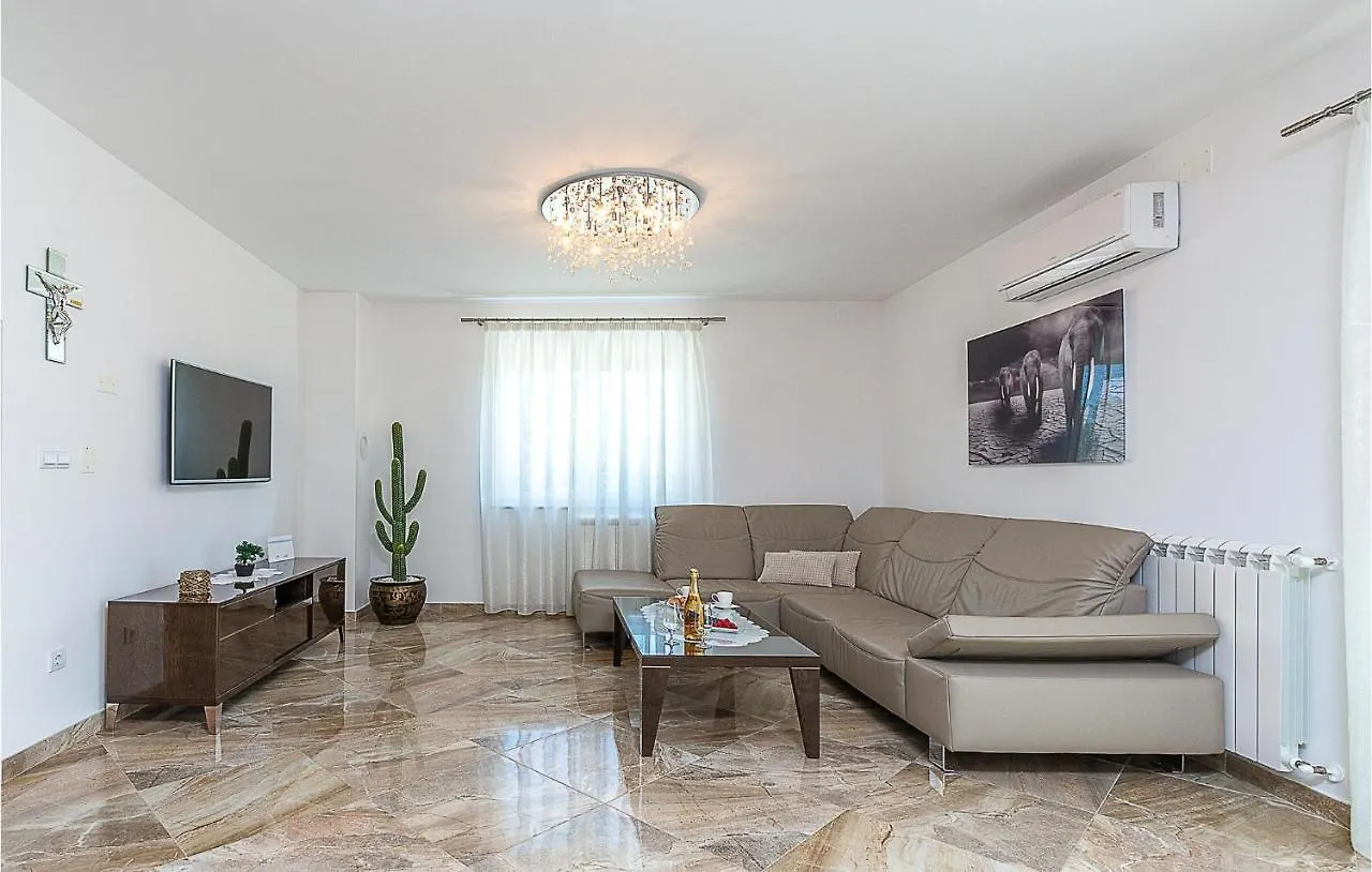 Amazing Apartment In Buje With Wifi