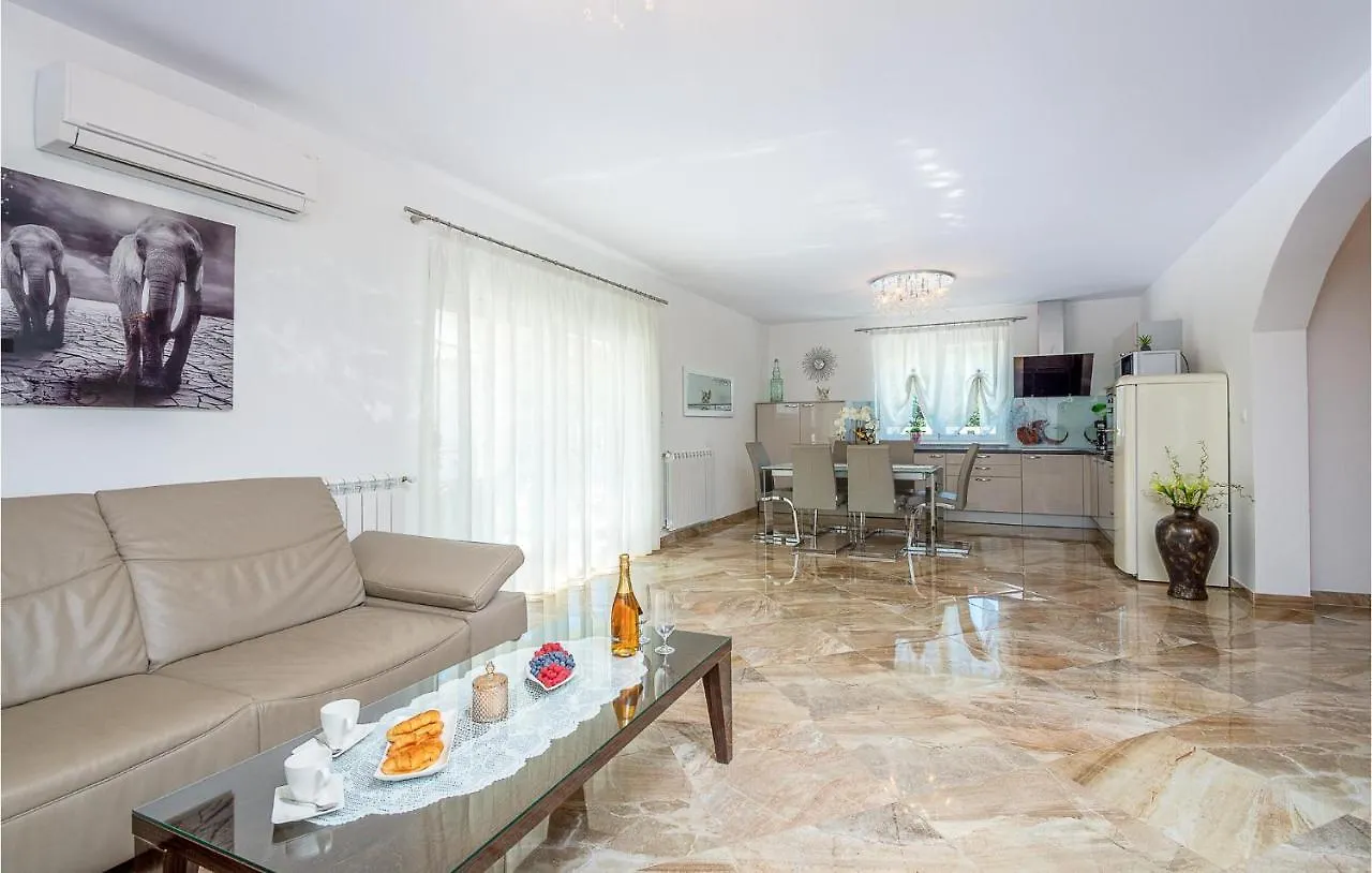 Amazing Apartment In Buje With Wifi