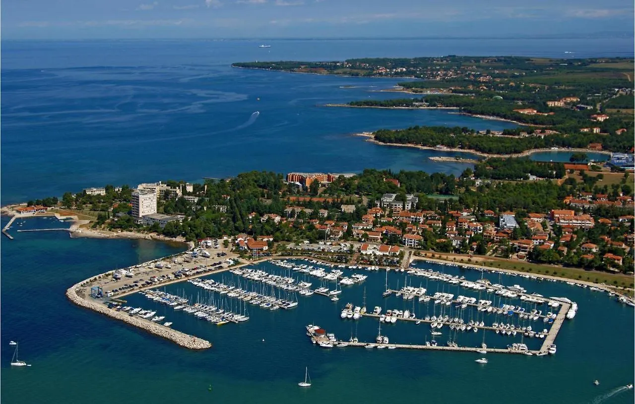 Amazing Apartment In Buje With Wifi 0*,  Kroatien